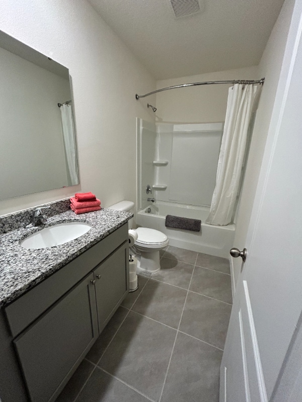 966 Lido Dr