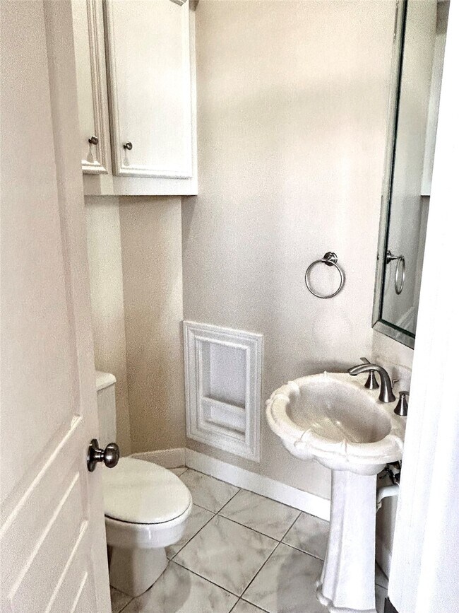 Photo - 807 Kipp Ave Unit A