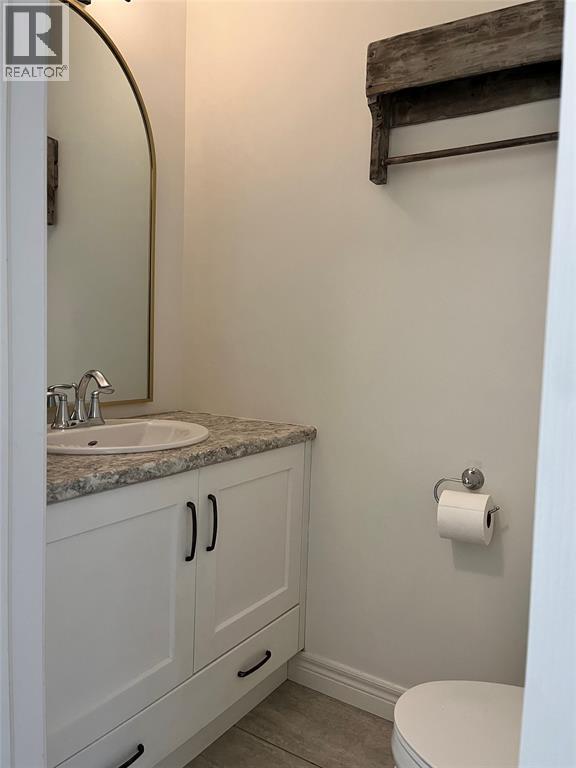 Photo - 250 Meadowlark Ln