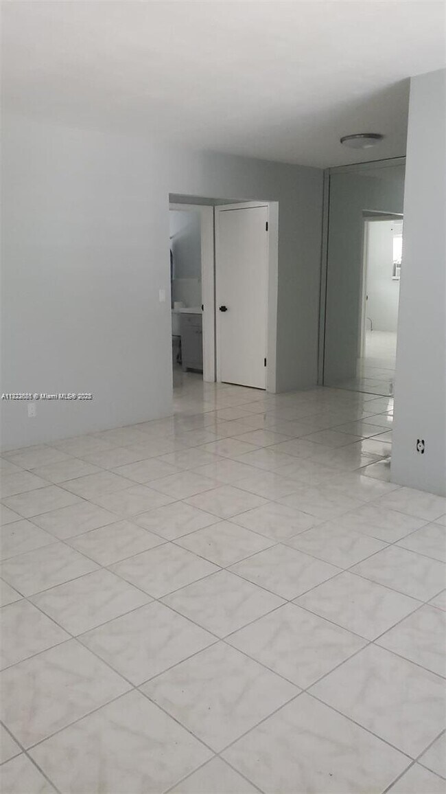 Photo - 1816 McKinley St Unit 12