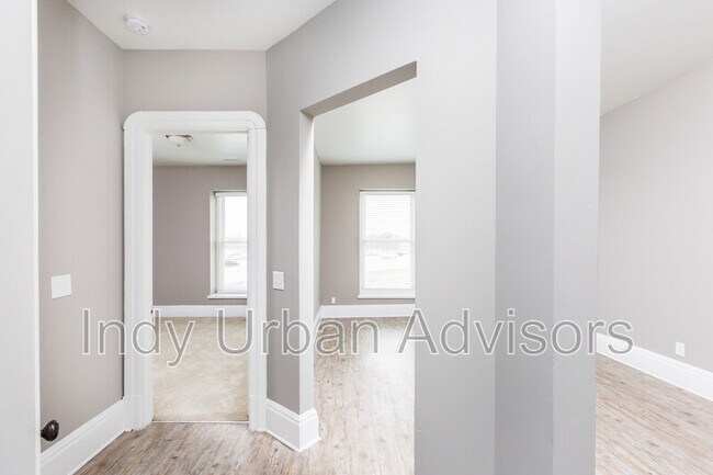 Photo - 913 Massachusetts Ave Unit D