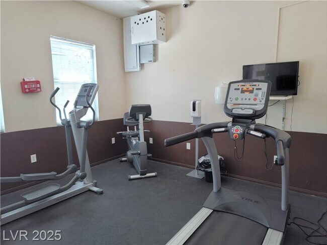 Photo - POPULAR FLOORPLAN IN A DESIREABLE GATED CO...