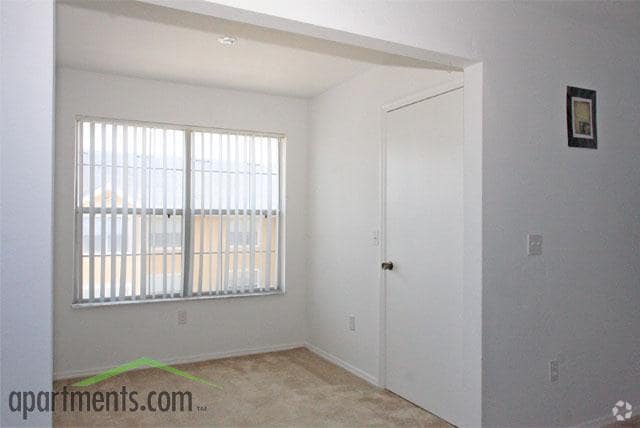 Sala de estar - Spring Harbor Apartments