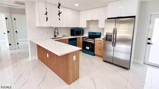 304 McArthur Blvd