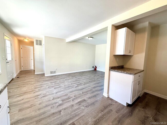 Photo - 176 Myrtle Ave Unidad A