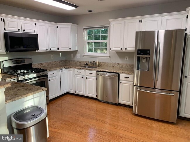 Photo - 94 Lemonton Way