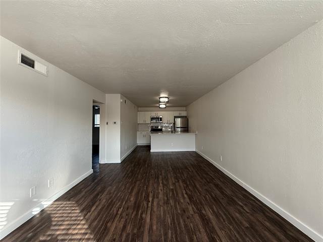 Building Photo - 3627 Almazan Dr Unit 202