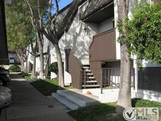 Building Photo - 8085 Caminito de Pizza Unit p