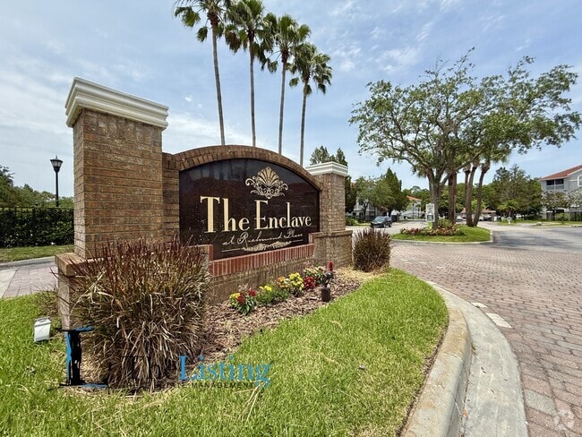 Building Photo - 18001 Richmond Pl Dr Rental