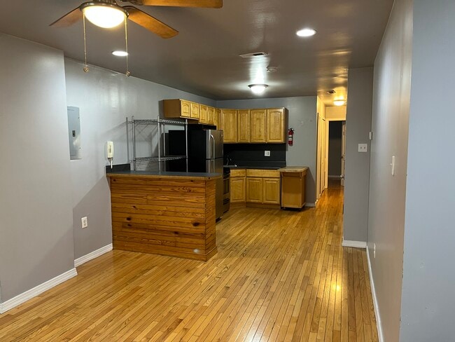 Photo - 4900 Walton Ave