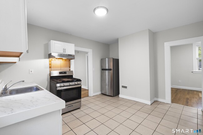 Photo - 693 Dixwell Ave Unit 2