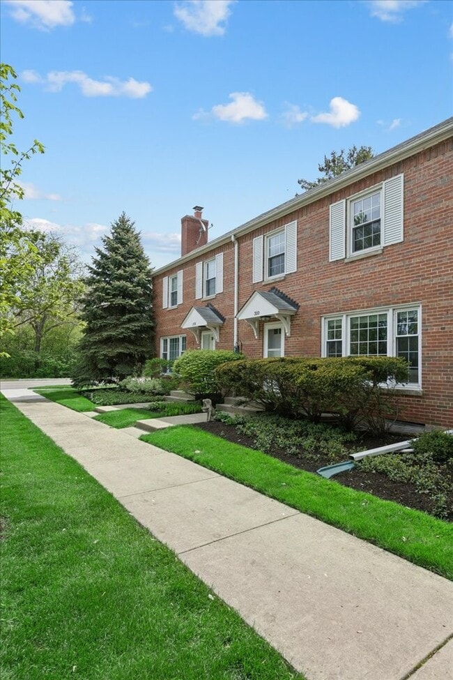 Photo - 310 Jackson Ave