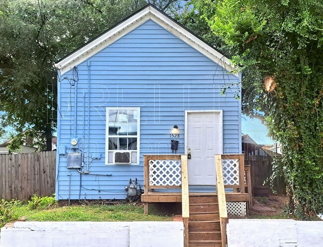 Building Photo - 1528 S 9th St Rental
