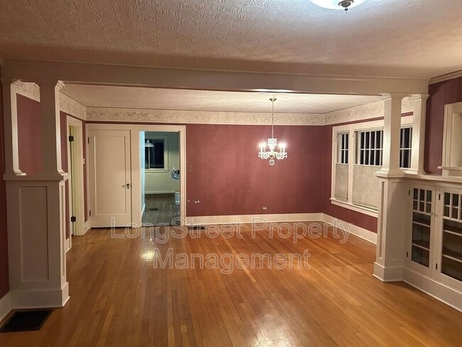 Photo - 1905 SE 27th Ave