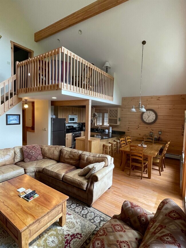 Photo - 2 Aspen Ln