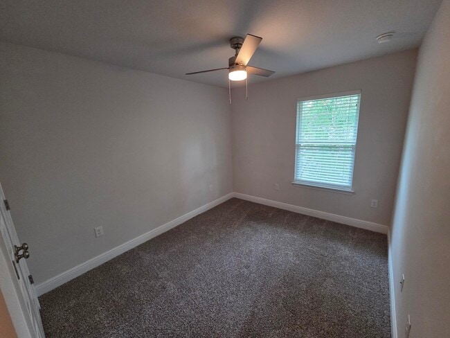 Photo - 1030 McLaren Cir