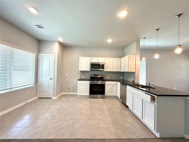 Photo - 211 Bethany Crk Dr