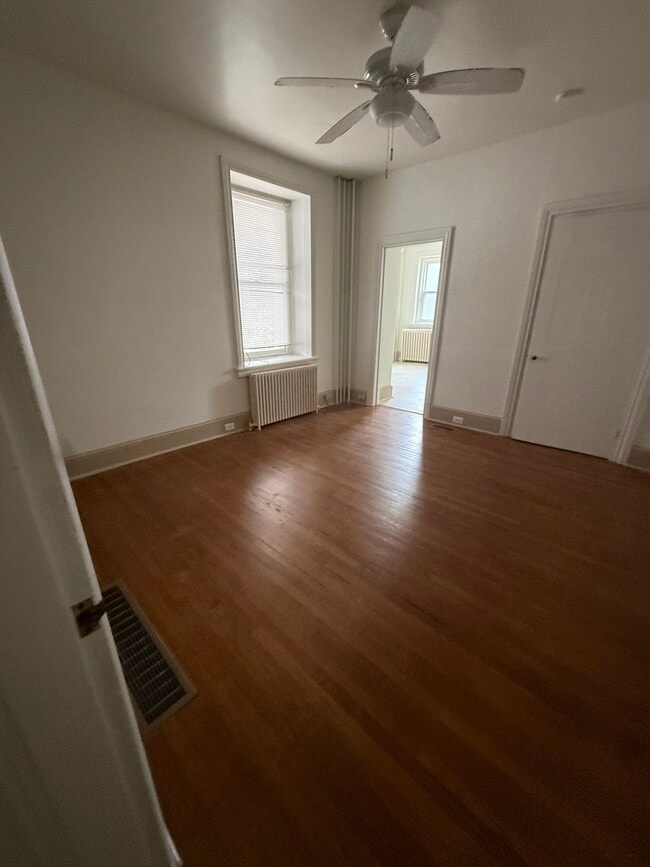 Photo - 115 E Oakland Ave Unit 115 E Oakland Avenue