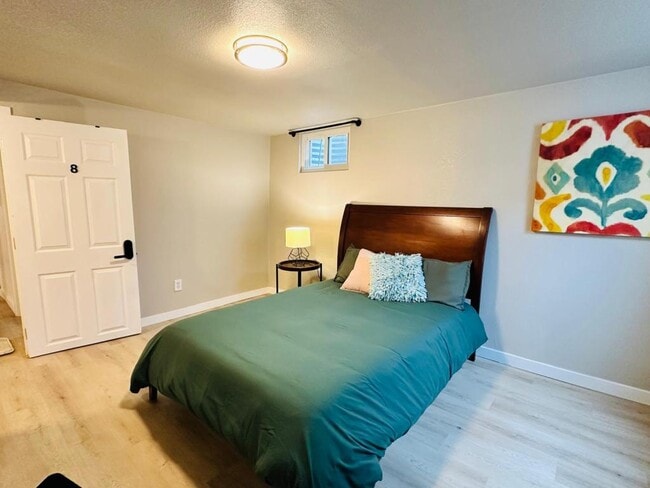 Photo - 9210 Meade St