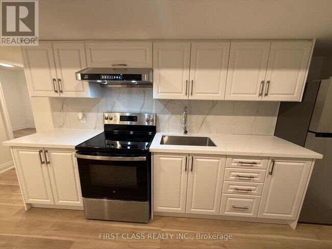 Photo - 15 Avenida St