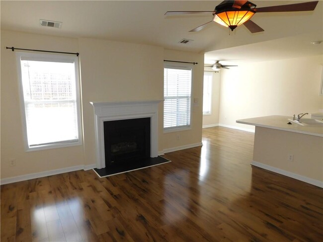 Photo - 3266 Liberty Commons Dr NW