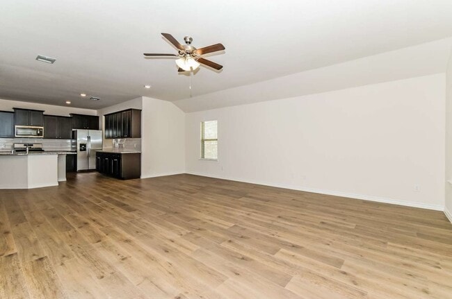 Photo - 7417 Alfriston Pl