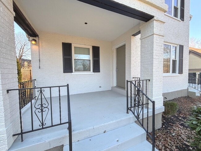 Photo - 27 Sunnymede Dr Unit 1