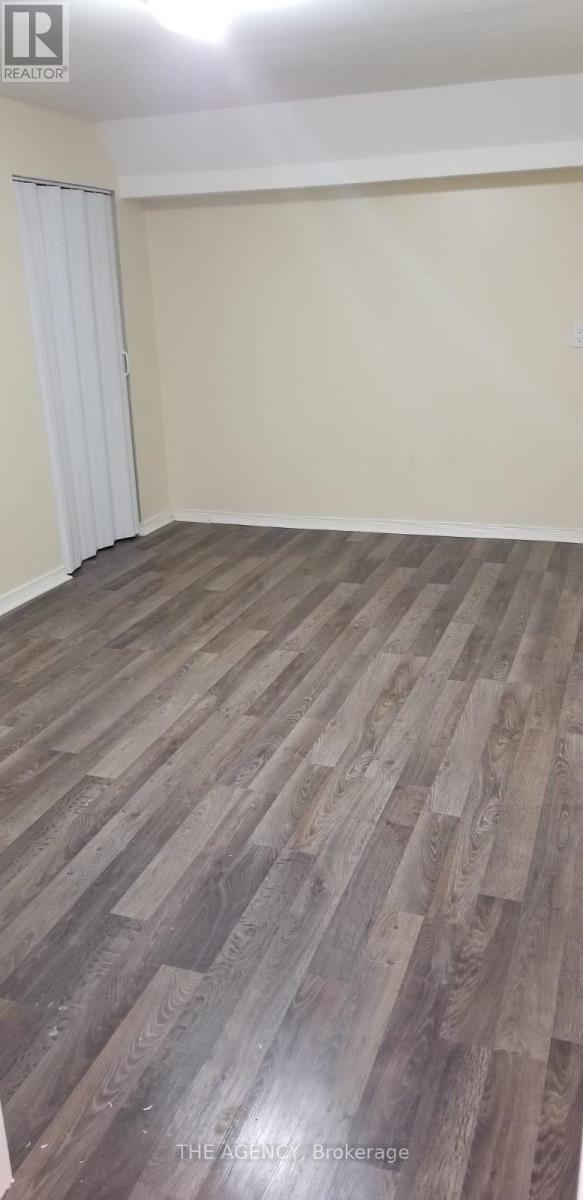 Photo - 236 Demaine Crescent