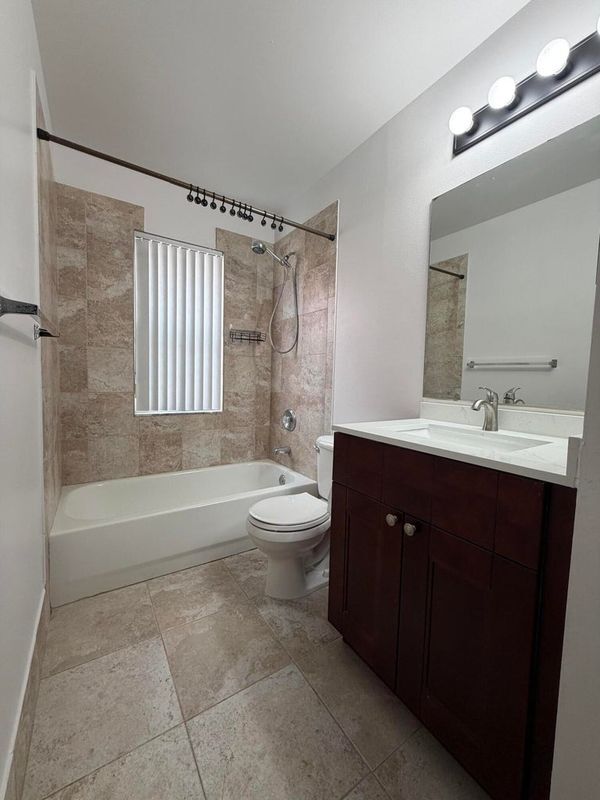 3386 Treasure Ln
