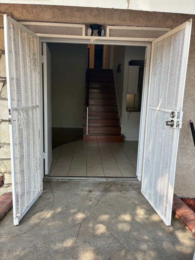 Photo - BEAUTIFUL 3 BEDROOM/ 2 BATH- ONE TIME RENTAL Unit 1195-1