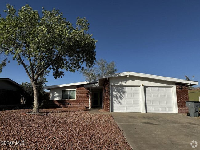 Building Photo - 8700 Lakehurst Rd Rental