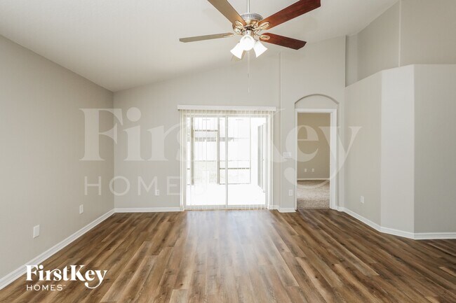 Photo - 2424 Deer Creek Blvd