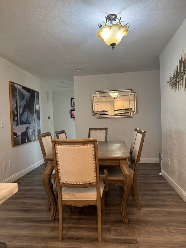 Photo - Spacious 3 Bedroom 2 Bath with a Den and Fireplace!