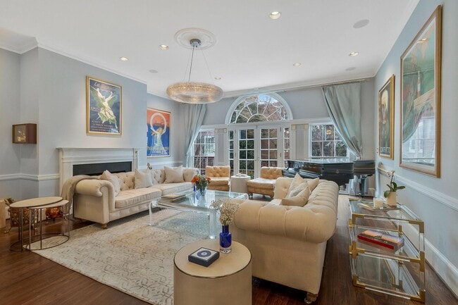 Building Photo - 3230 Volta Pl NW