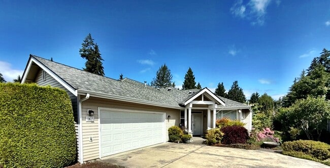 Building Photo - 7417 53rd St Ct W
