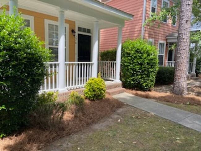 Photo - 3 Bedroom 2.5 Home in NE Columbia MOVE IN BY 1/31/26 RECEIVE $300 OFF FIRST MONTH'S RENT!!!!!!