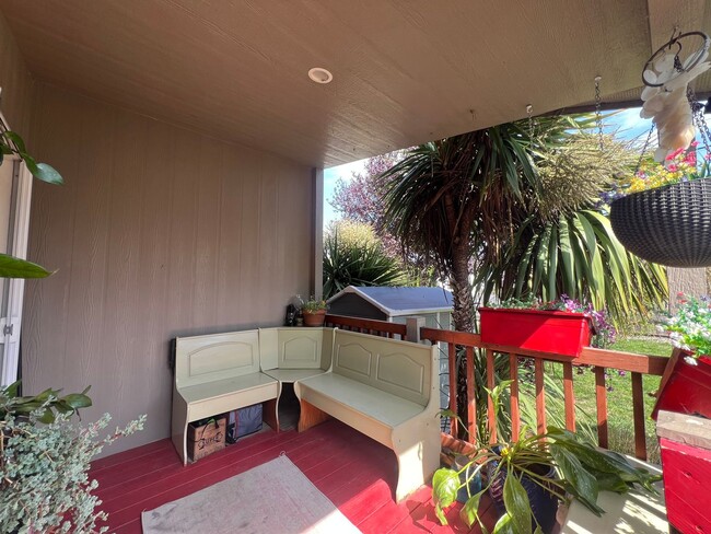 Photo - 2294 Marion Ave