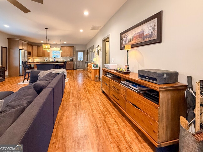 Photo - 270 Townview Dr