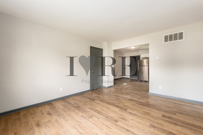 Photo - 87 Stevens Ave