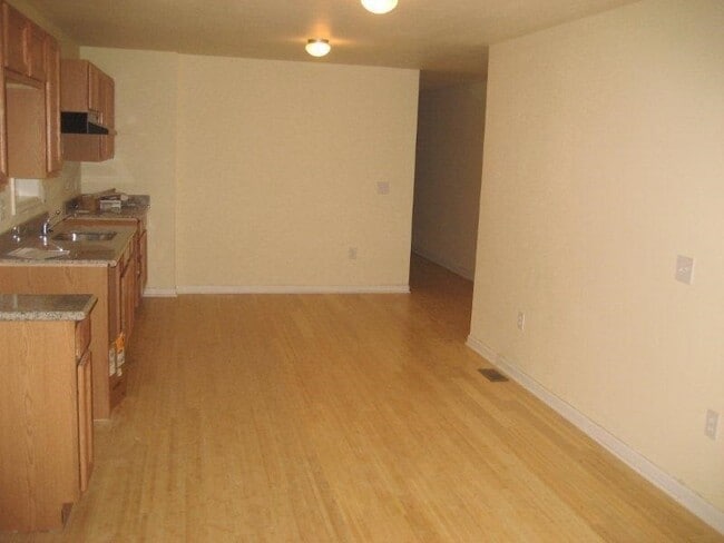 Photo - 1523 N 17th St Unit 2