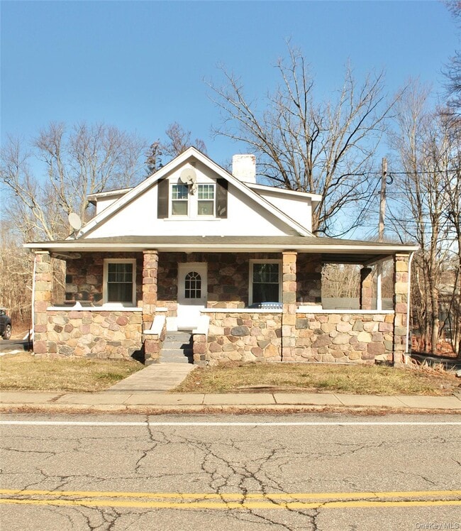 Building Photo - 51 Estrada Rd