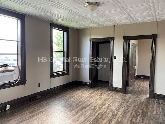 Photo - 2108 Washington St