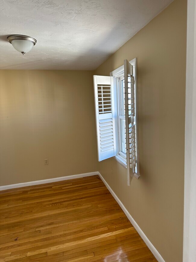 Photo - 5 Grimes St Unit 2