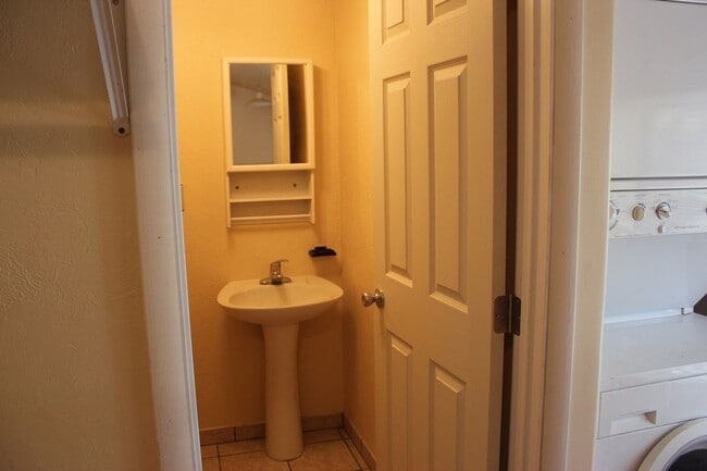 Photo - 1221 1/2 E Lewis St, Livingston MT 59047