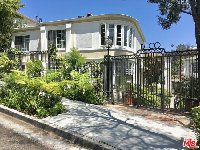 Building Photo - 1838 El Cerrito Pl Unit 2