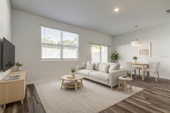 Photo - 11925 Sylvia St