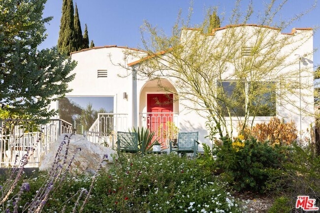 Building Photo - 3307 Madera Ave Rental