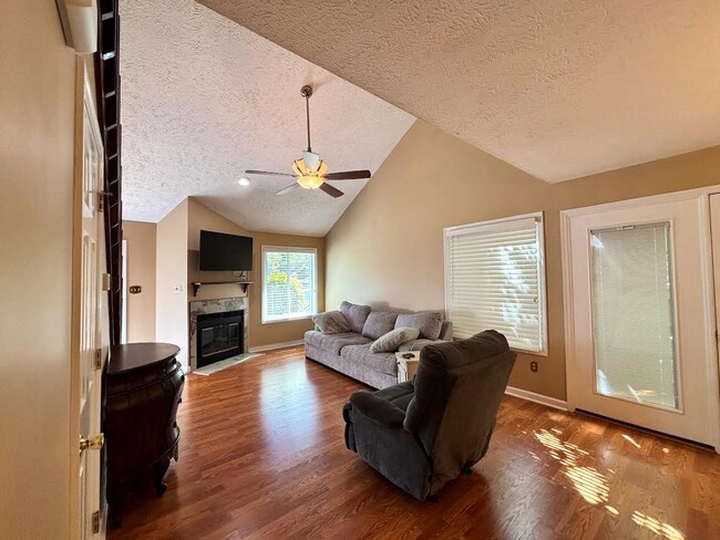 Photo - 5 The Corners