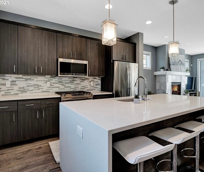 Photo - 10410 SW 46th Pl