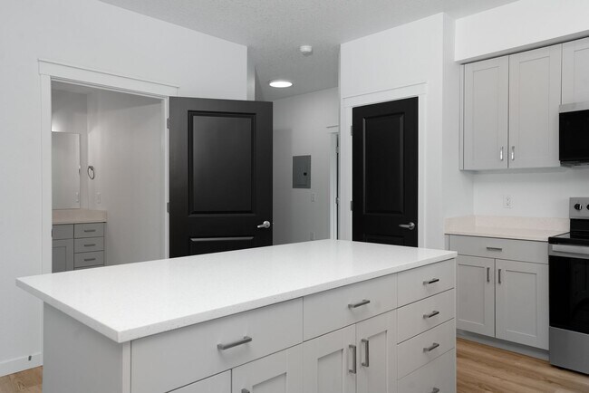 Riddell Apartments